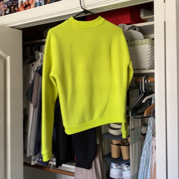 aero pullover - Picture 3 of 4